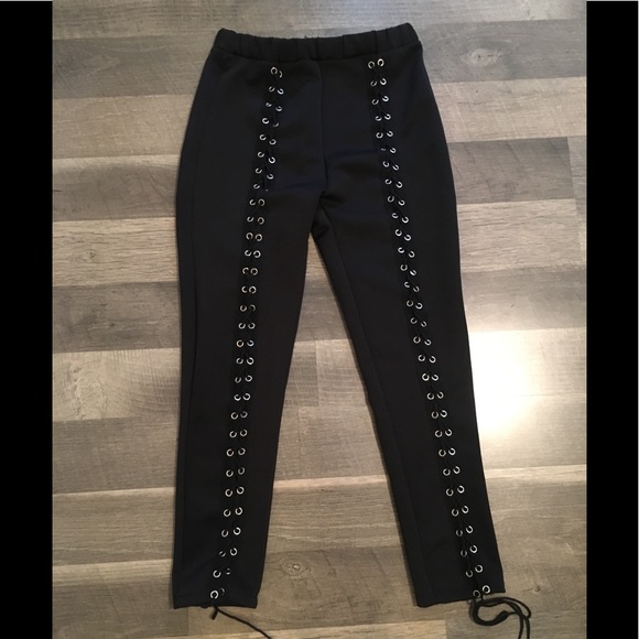 👠 Sexy lace up front skinny pants 👠 - Picture 4 of 8